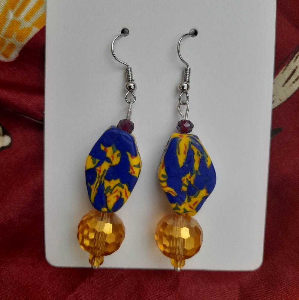SALE!New handmade beaded drop earrings